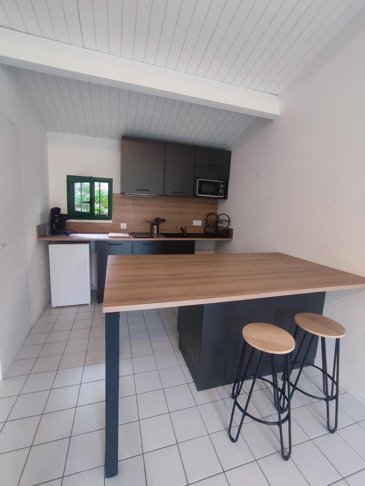Maisonnette Yonnaise La Roche-sur-Yon Exterior photo